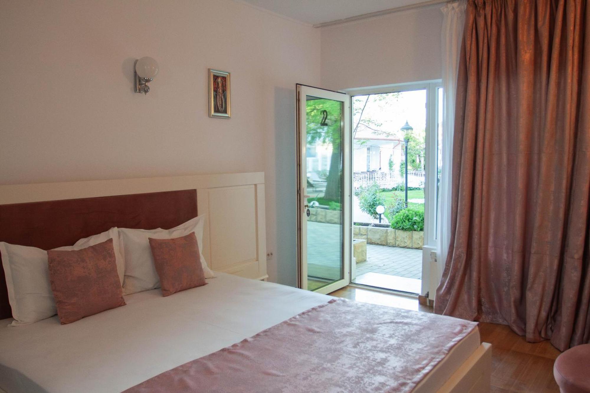Steaua Apelor Family Resort Nufaru 외부 사진