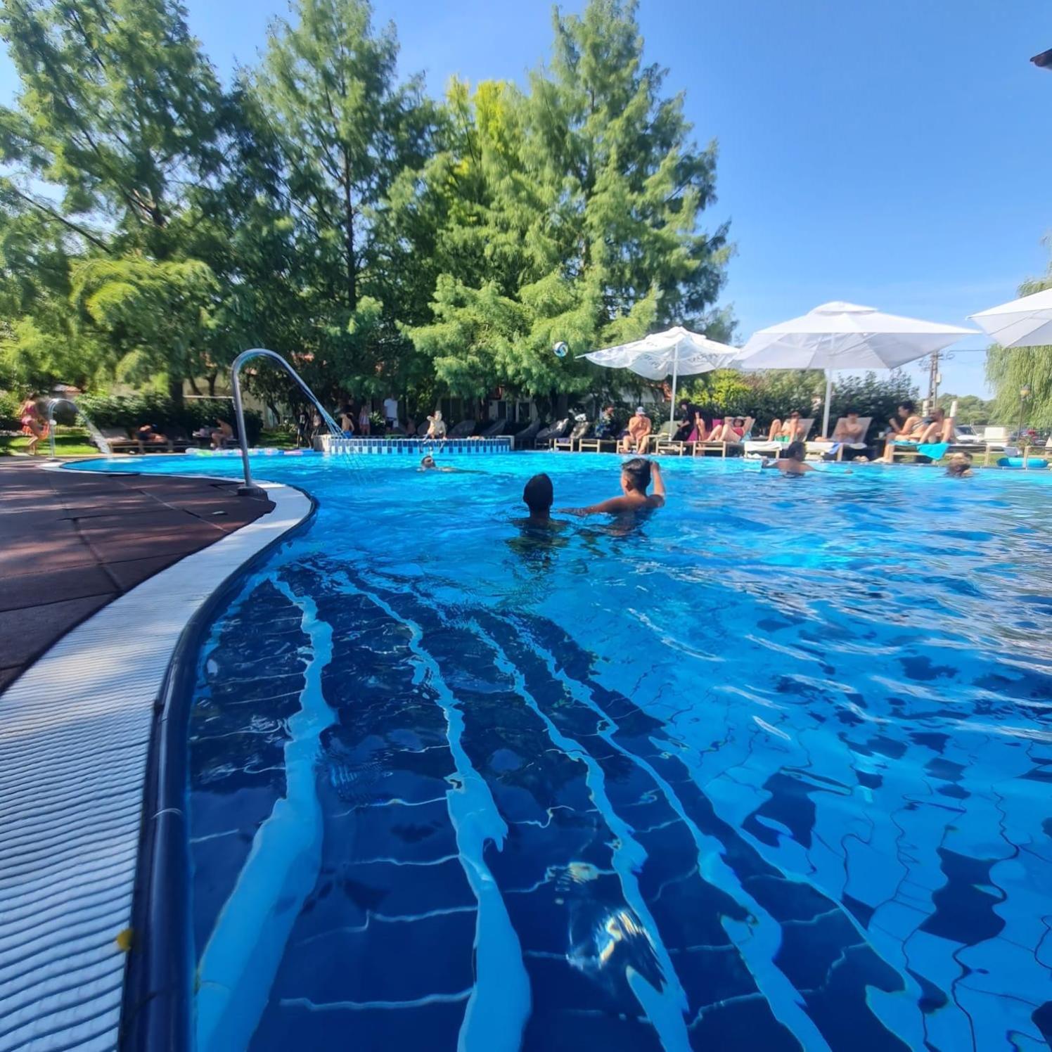 Steaua Apelor Family Resort Nufaru 외부 사진
